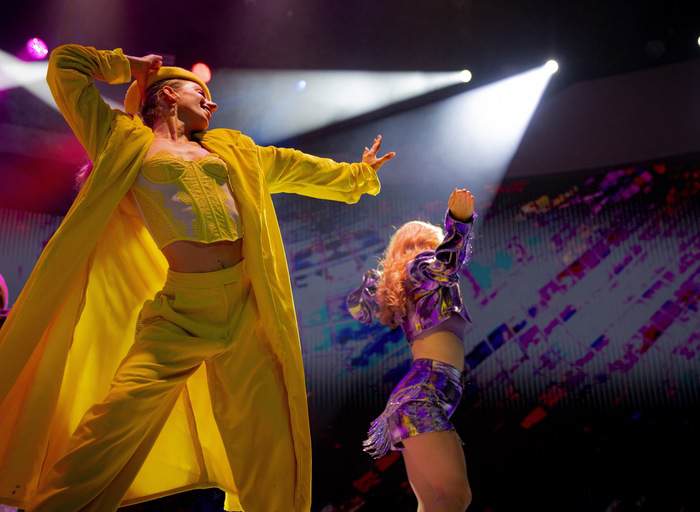 Celebrity Cruises, Shows 1, Copyrights - CEL.jpg